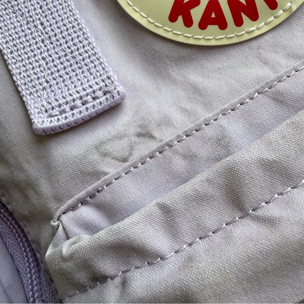 Fjallravenˊ Kanken Mini Backpack - Picture 8 of 9
